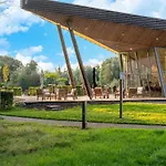 Dom wakacyjny In Tournai With Forest View