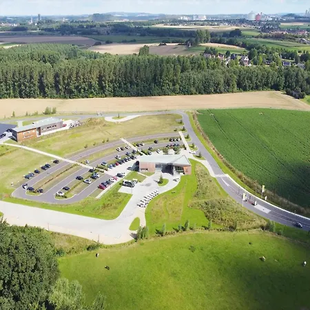 Dom wakacyjny In Tournai With Forest View *