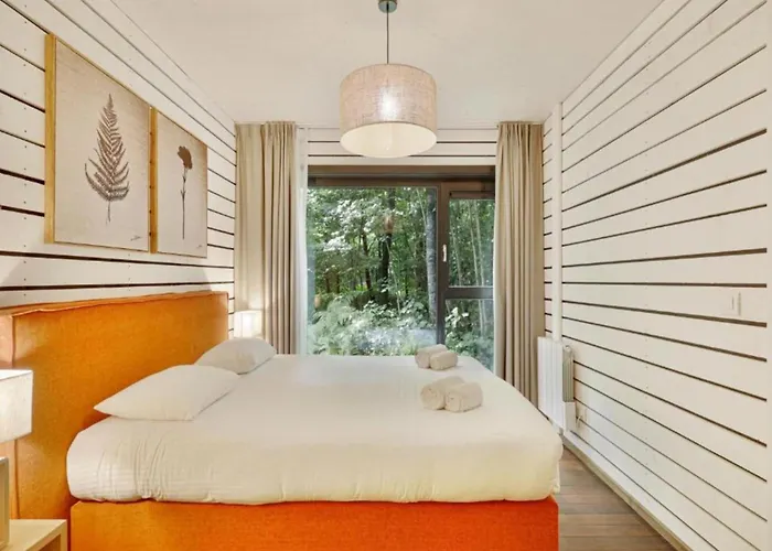 度假居 In Tournai With Forest View Antoing