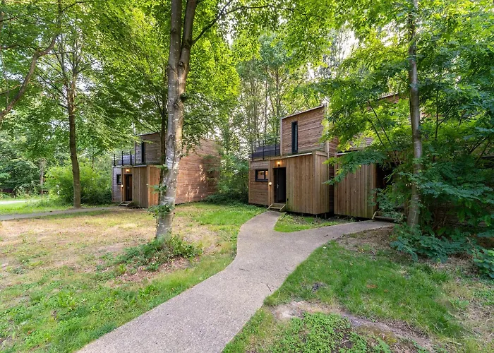 In Tournai With Forest View 度假居 *