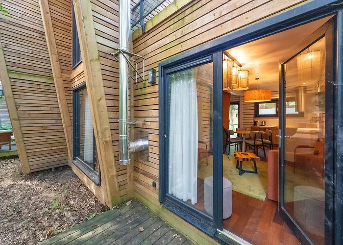 In Tournai With Forest View